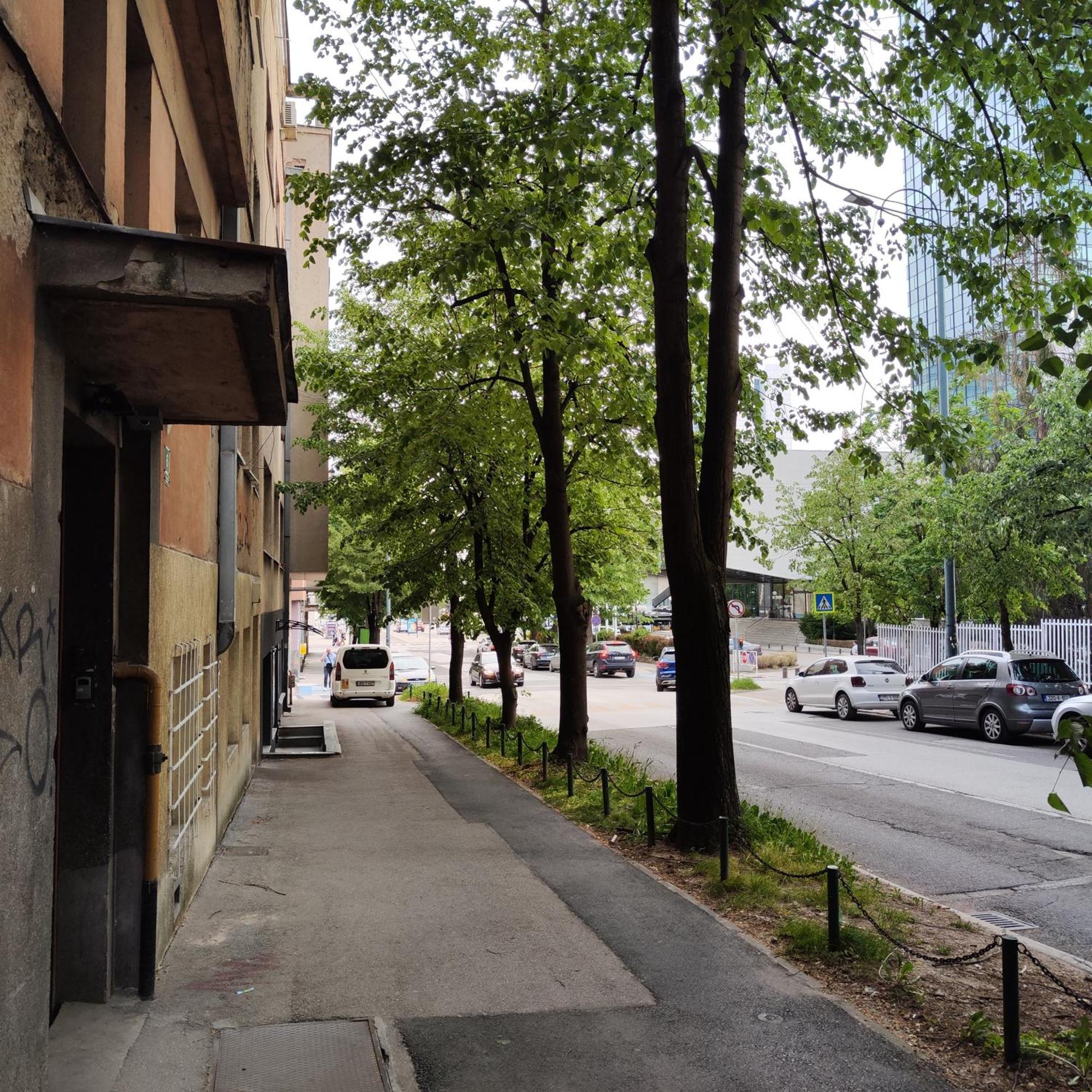 Apartment Marijin Dvor Deluxe Сараево Екстериор снимка