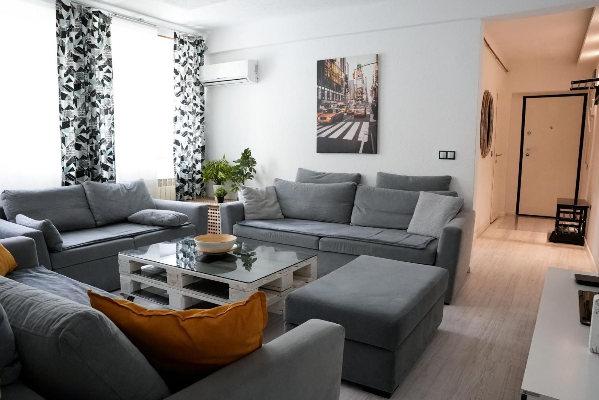 Apartment Marijin Dvor Deluxe Сараево Екстериор снимка