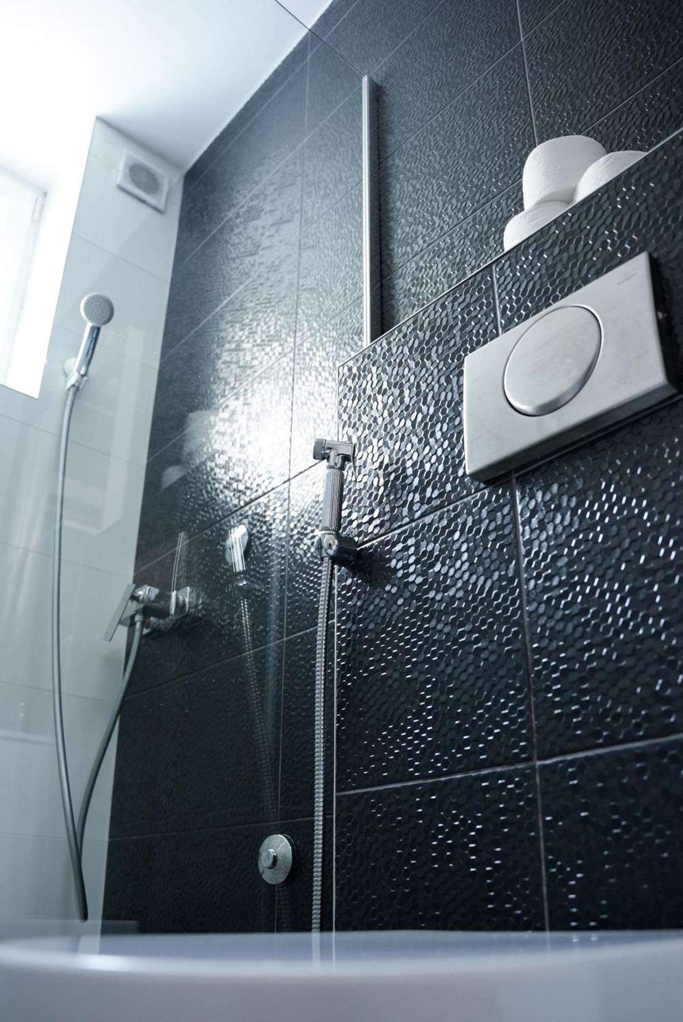 Apartment Marijin Dvor Deluxe Сараево Екстериор снимка