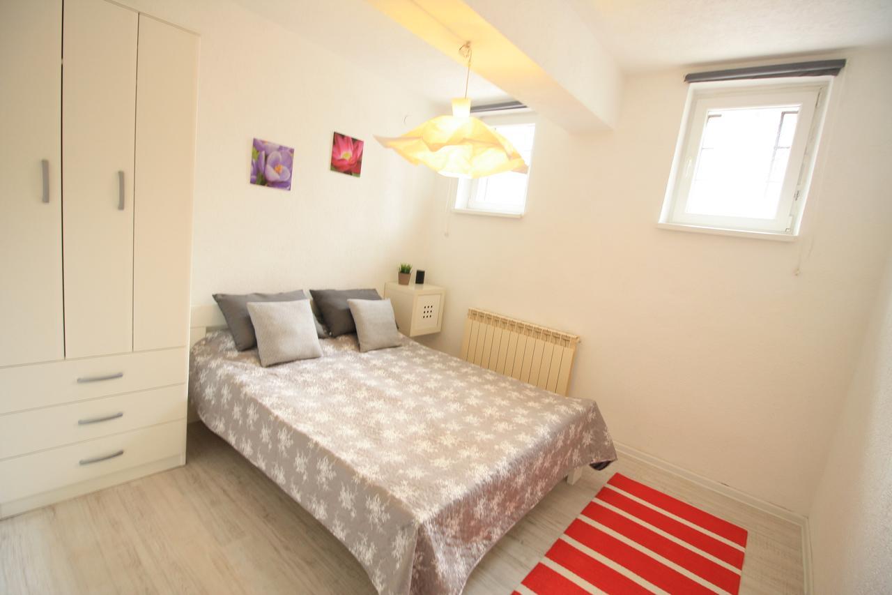 Apartment Marijin Dvor Deluxe Сараево Екстериор снимка