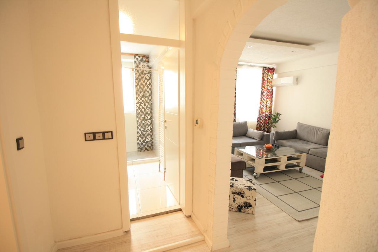 Apartment Marijin Dvor Deluxe Сараево Екстериор снимка